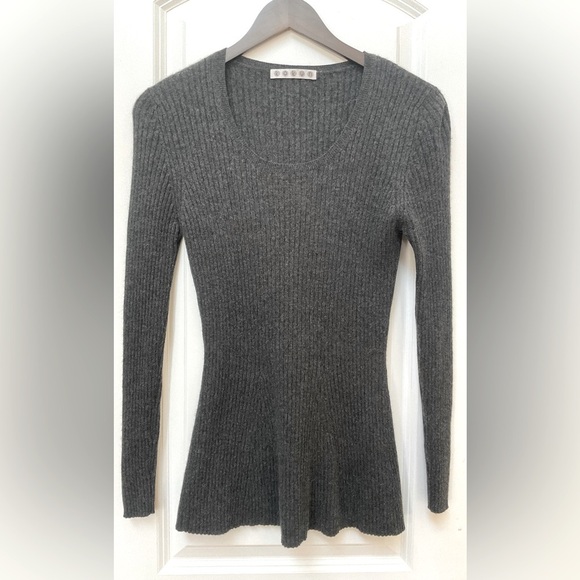 Kokun Cashmere Sweater - Picture 1 of 4